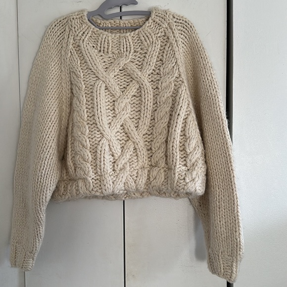 SOLD Vintage Chunky Hand Knit Authentic Gap Clothing 100% Wool Sweater - Picture 4 of 17